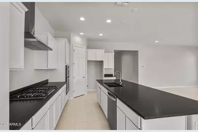 25049 N 170th Drive, Surprise, AZ 85387 - Photo 18