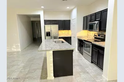 1026 N 169th Avenue, Goodyear, AZ 85338 - Photo 4