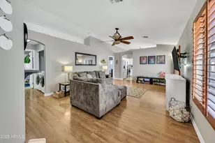 4745 E Silverwood Dr, Phoenix, AZ 85048 - Photo 8