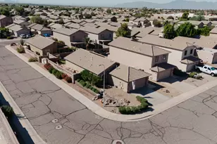 4745 E Silverwood Dr, Phoenix, AZ 85048 - Photo 6