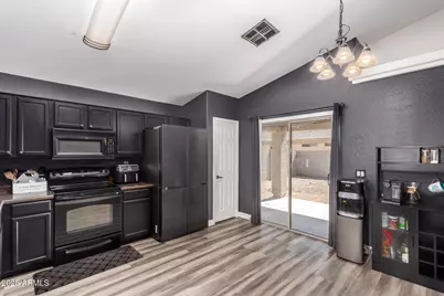 43999 W Magnolia Road, Maricopa, AZ 85138 - Photo 8