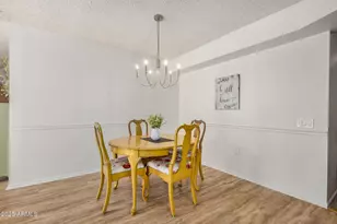 13637 N Del Webb Blvd, Sun City, AZ 85351 - Photo 10