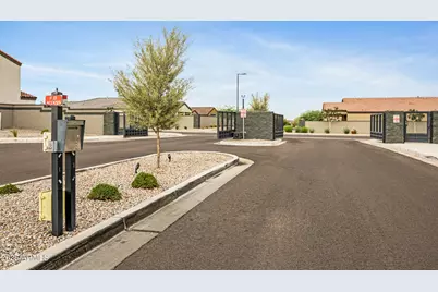 2532 W Hidalgo Avenue, Phoenix, AZ 85041 - Photo 36