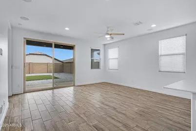 2532 W Hidalgo Avenue, Phoenix, AZ 85041 - Photo 8