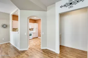 21759 N Verde Ridge Dr, Sun City West, AZ 85375 - Photo 8