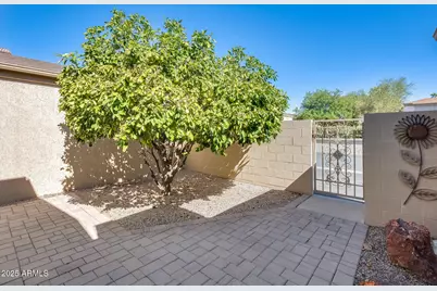 21759 N Verde Ridge Drive, Sun City West, AZ 85375 - Photo 32