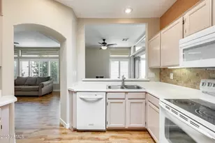 21759 N Verde Ridge Dr, Sun City West, AZ 85375 - Photo 14