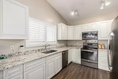 14548 N 87th Avenue, Peoria, AZ 85381 - Photo 12