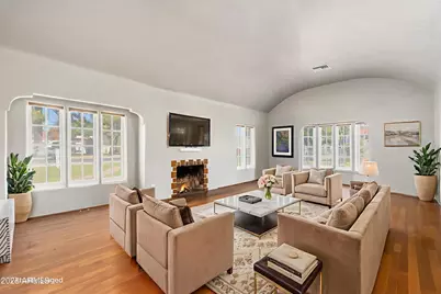 15 W Medlock Drive, Phoenix, AZ 85013 - Photo 10