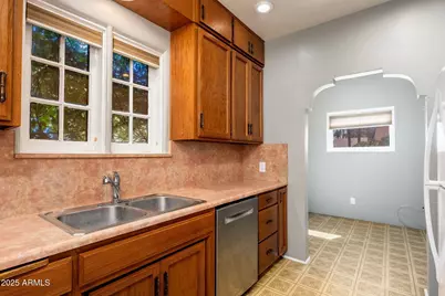 15 W Medlock Drive, Phoenix, AZ 85013 - Photo 28