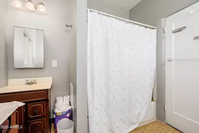 15 W Medlock Drive, Phoenix, AZ 85013 - Photo 38