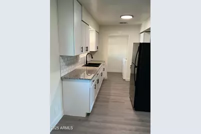 11525 N 81st Avenue, Peoria, AZ 85345 - Photo 10