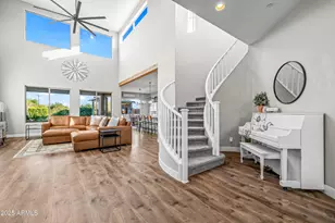 22211 N 31st St, Phoenix, AZ 85050 - Photo 4