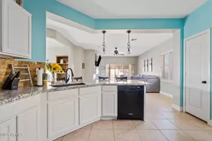 10718 E Secret Canyon Rd, Gold Canyon, AZ 85118 - Photo 8