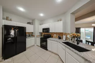 10718 E Secret Canyon Rd, Gold Canyon, AZ 85118 - Photo 6