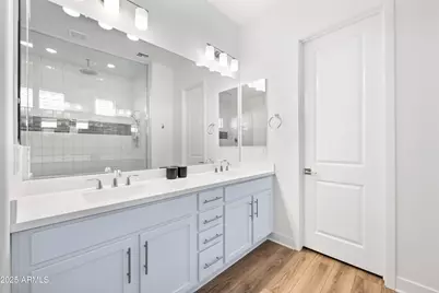 18427 W Clinton Street, Surprise, AZ 85388 - Photo 32