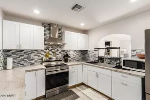 677 W 22nd Ave, Apache Junction, AZ 85120 - Photo 2