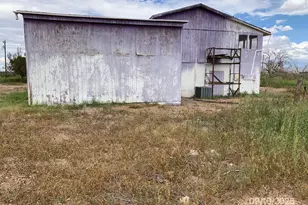 10478 N Jones Ave, Elfrida, AZ 85610 - Photo 14