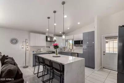 8611 E Garfield Street, Scottsdale, AZ 85257 - Photo 6