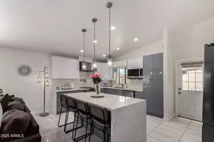 8611 E Garfield St, Scottsdale, AZ 85257 - Photo 6