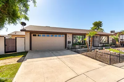 8611 E Garfield Street, Scottsdale, AZ 85257 - Photo 12