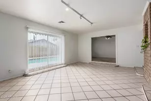 8126 N 16th Dr, Phoenix, AZ 85021 - Photo 16