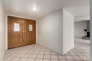 8126 N 16th Dr, Phoenix, AZ 85021 - Photo 14