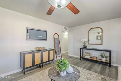 2445 W Diana Avenue, Phoenix, AZ 85021 - Photo 6