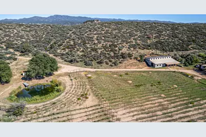 1360 S Grisby Road, Skull Valley, AZ 86338 - Photo 8