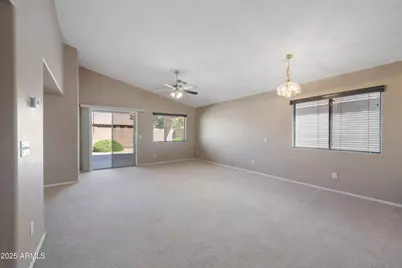 30 E Zinnia Place, San Tan Valley, AZ 85143 - Photo 6