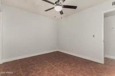 103 E Madison Street, Avondale, AZ 85323 - Photo 26