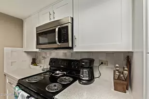 10410 N Cave Creek Rd, Phoenix, AZ 85020 - Photo 4