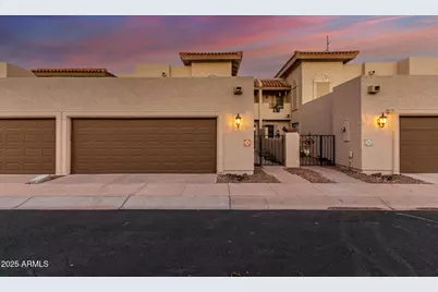5812 N 12th Street #31, Phoenix, AZ 85014 - Photo 1
