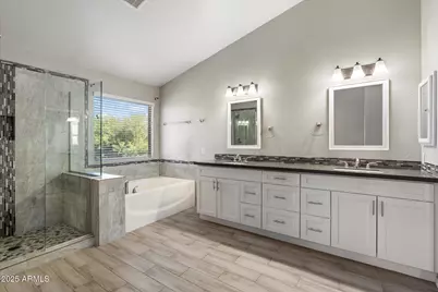 4714 E Prickly Pear Trail, Phoenix, AZ 85050 - Photo 16