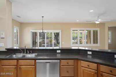 19341 N Guardian Lane, Surprise, AZ 85387 - Photo 20