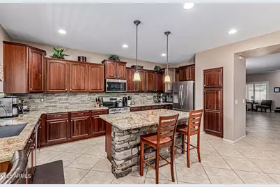 9561 W Frank Avenue, Peoria, AZ 85382 - Photo 12