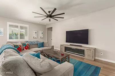 16863 W Maya Way, Surprise, AZ 85387 - Photo 8