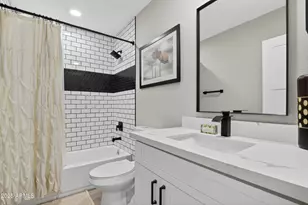 2341 W Laurel Ln, Phoenix, AZ 85029 - Photo 24