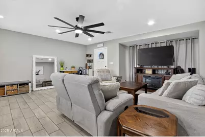 2341 W Laurel Lane, Phoenix, AZ 85029 - Photo 14