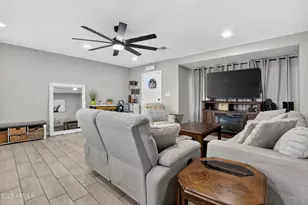 2341 W Laurel Ln, Phoenix, AZ 85029 - Photo 14