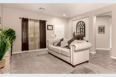 6075 W Estancia Way, Florence, AZ 85132 - Photo 10