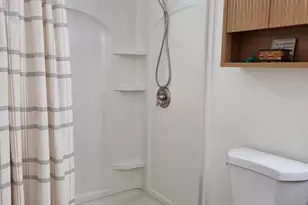 2233 E Behrend Dr, Phoenix, AZ 85024 - Photo 26