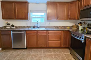 2233 E Behrend Dr, Phoenix, AZ 85024 - Photo 14