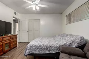 2418 W Greenbriar Dr, Phoenix, AZ 85023 - Photo 20