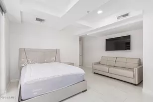 7121 E Rancho Vista Dr, Scottsdale, AZ 85251 - Photo 28