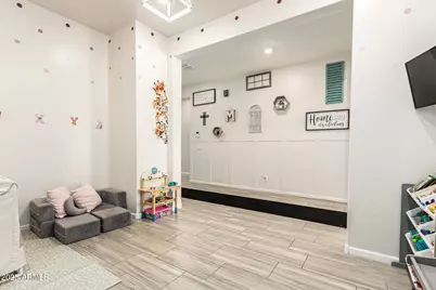 18522 W Thistle Landing Drive, Goodyear, AZ 85338 - Photo 14