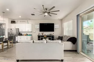 18522 W Thistle Landing Dr, Goodyear, AZ 85338 - Photo 6