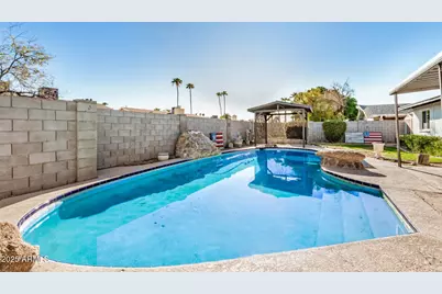 2501 E Pebble Beach Drive, Tempe, AZ 85282 - Photo 38