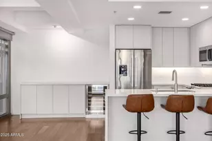 7161 E Rancho Vista Dr, Scottsdale, AZ 85251 - Photo 6