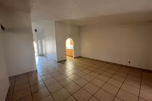 8658 W Earll Dr, Phoenix, AZ 85037 - Photo 4